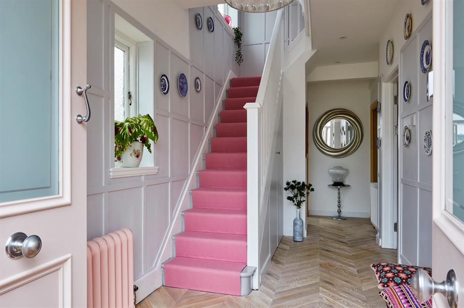Pretty Passage Design Ideas to Decorate Hallways at Home