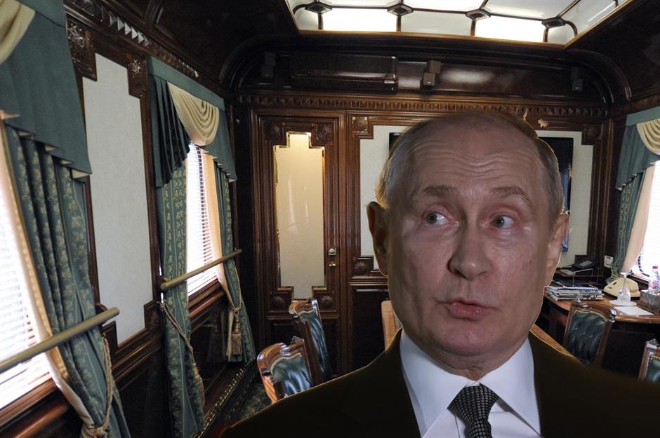Exposed: Putin's extravagant moving palace