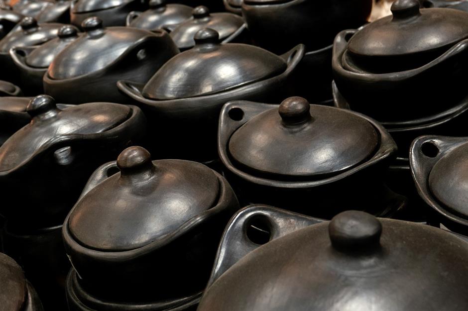 18. Chamba pot, Colombia 