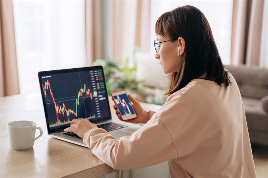 Crypto trader