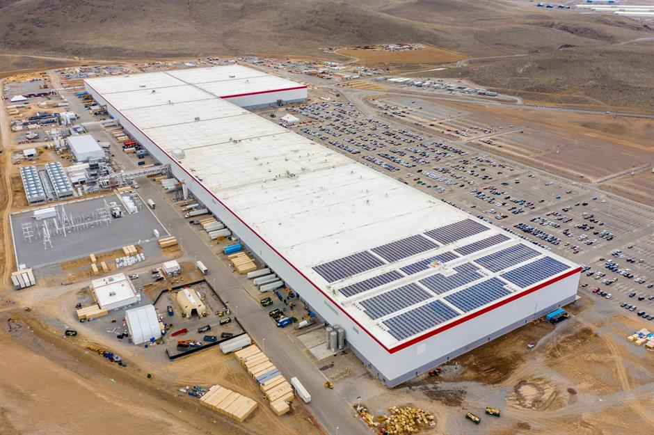Tesla Gigafactory, USA: 5.3 million square feet (490,000 square metres)