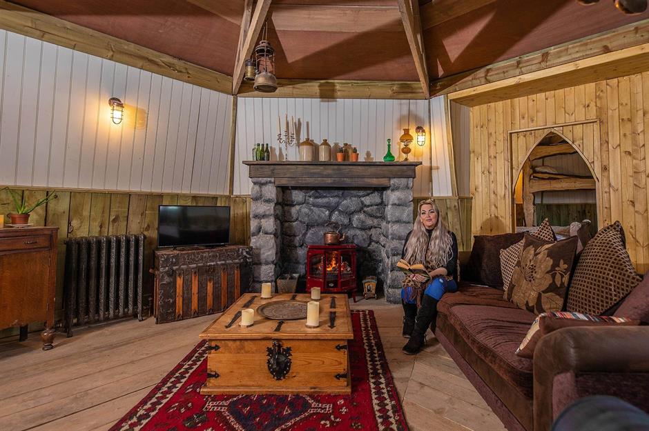 Hagrid’s Holiday Hut: Ground Keeper’s Cottage, North Shire, Yorkshire, UK