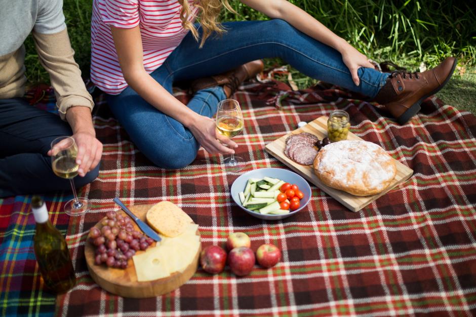 29 Tips For The Perfect Summer Picnic