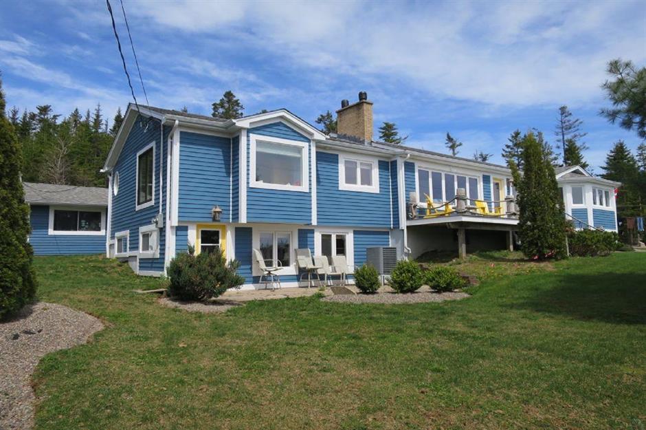 Big homes for sale for bargain prices