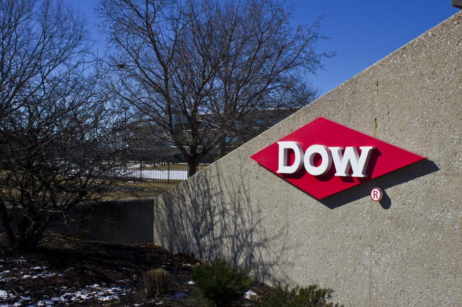 1940 – Dow Chemical: $1,000 invested then is worth $243,336 (£166k) + dividends today