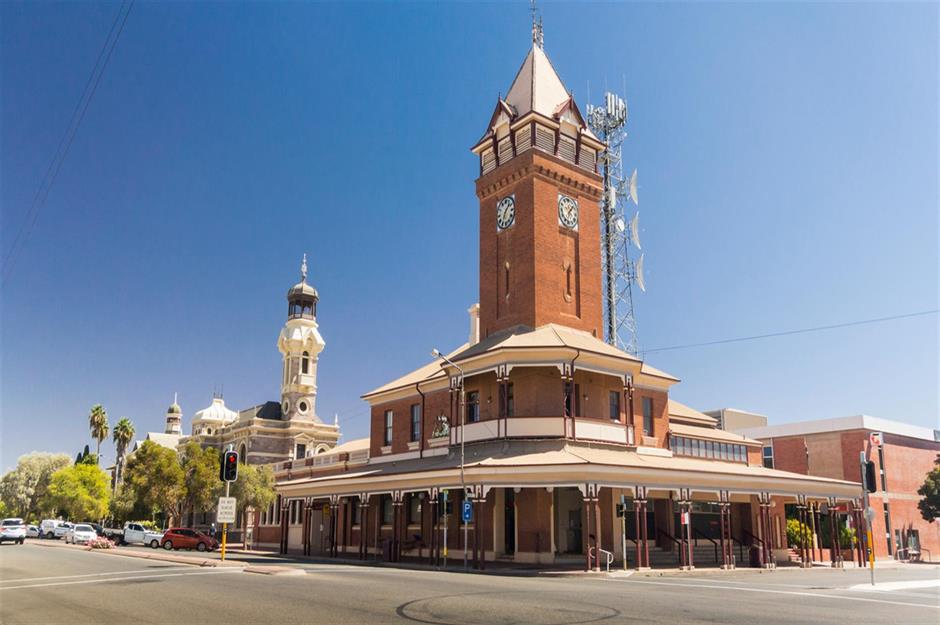 24 Of Australia S Most Beautiful Outback Towns Loveexploring Com