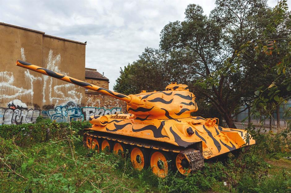 ‘Stompie’ (former Soviet T-34/85 Medium Tank), Bermondsey