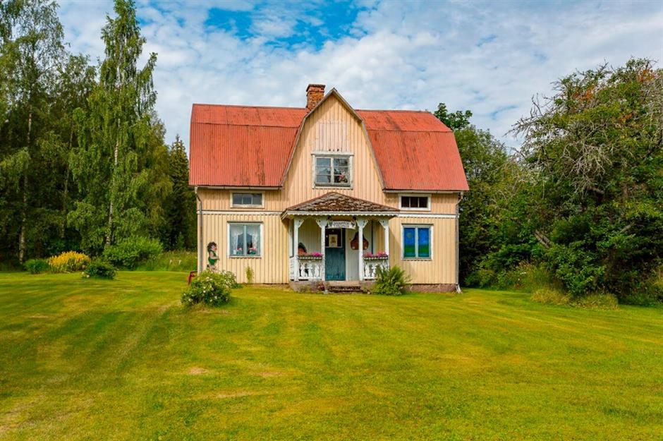Fairytale house, Svanskog, Sweden: $50,200 (£39.2k)