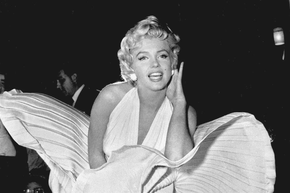 Das weiße Kleid aus Das verflixte 7. Jahr (1955): $ 5,6 Mio. (€ 4,7 Mio.)