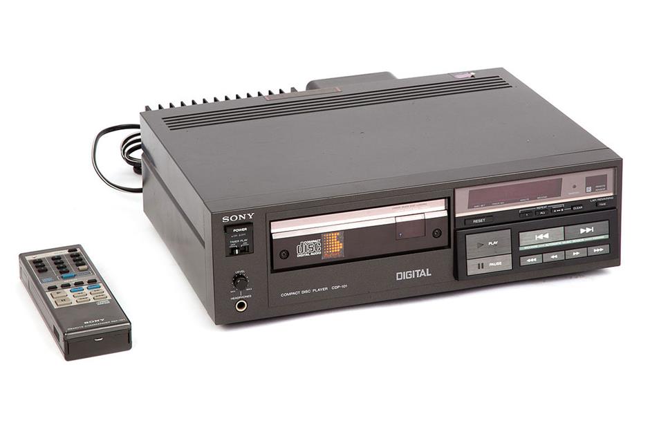 1982: CD player