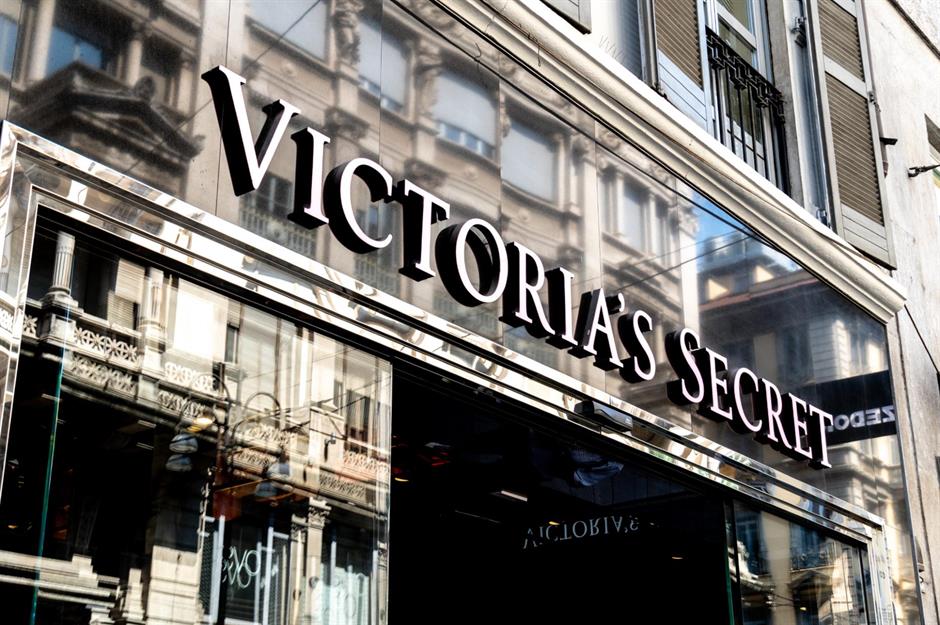 1977: Victoria's Secret 