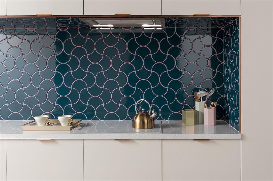 blue and white kitchen wall tiles