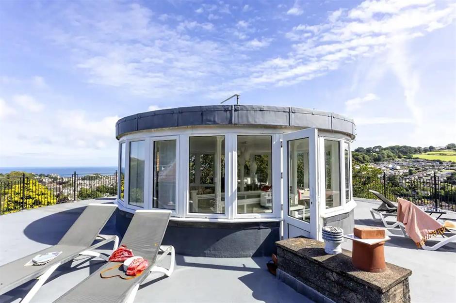 Ridiculously cool round houses