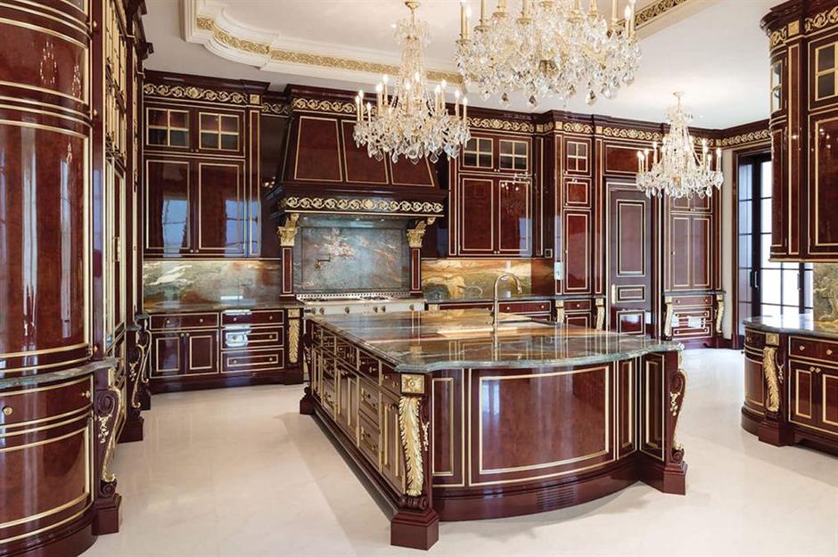 Top 10 Luxurious Gourmet Kitchens