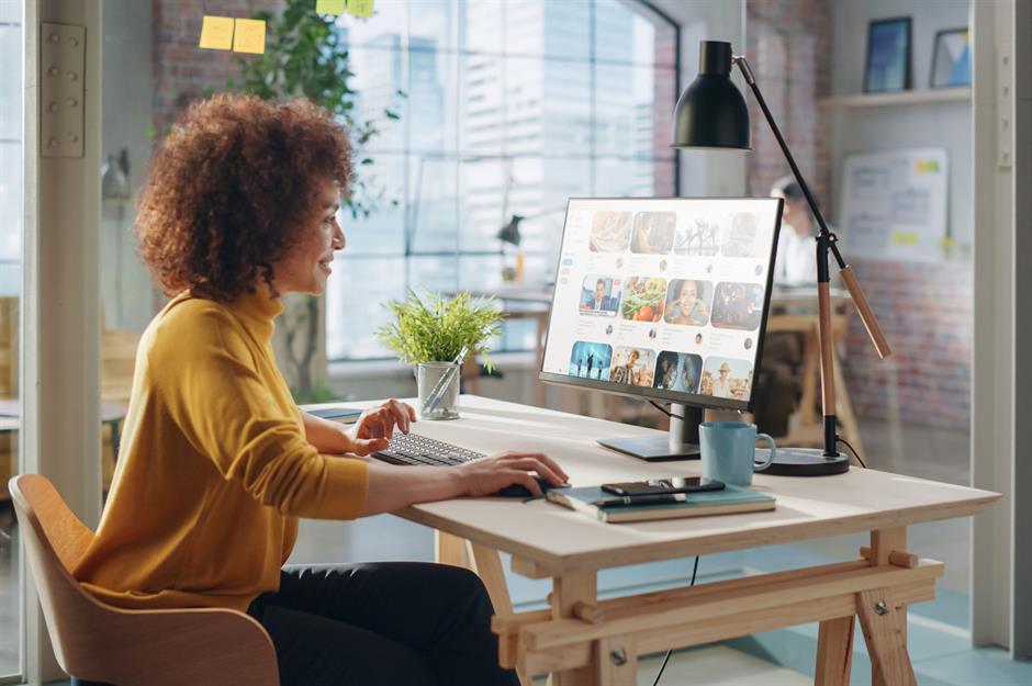 Social media manager 