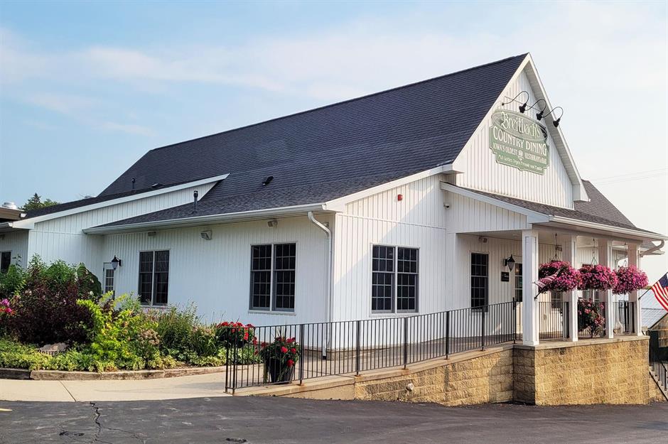 22. Iowa: Breitbach's Country Dining, Sherrill
