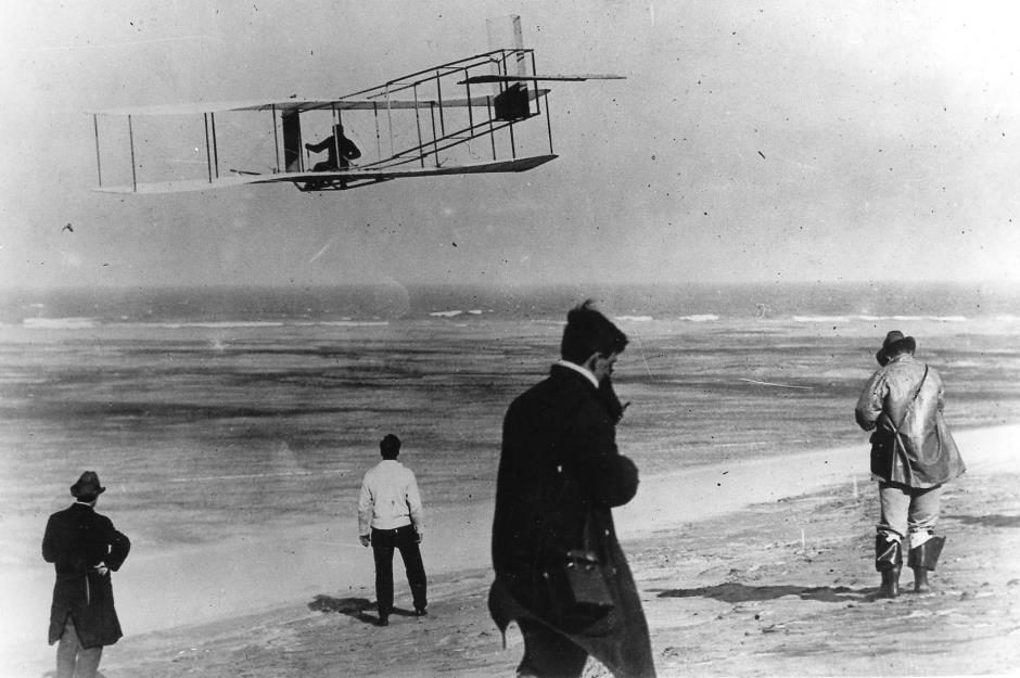 The airplane – USA, 1903