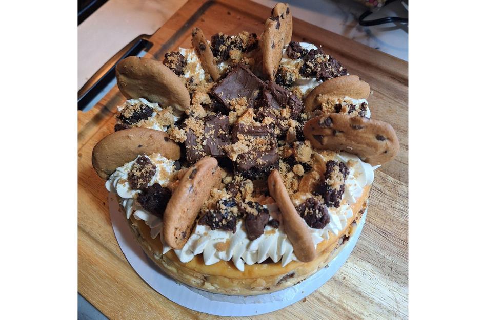South Dakota: chocolate chip cookie brownie cheesecake, Diane's Cheesecakes, Sioux Falls 