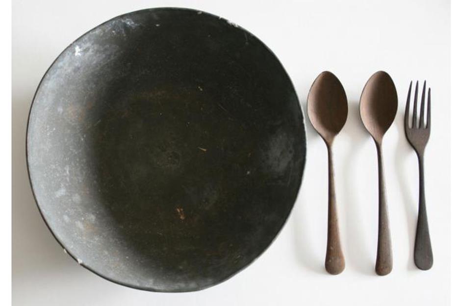 Mahatma Gandhi's bowl, fork and spoons: $94,000 (£75k)