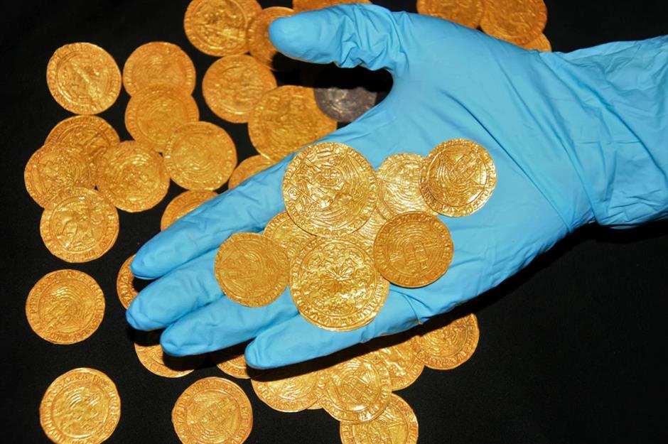 15th-century gold coins under the weeds: value unknown 