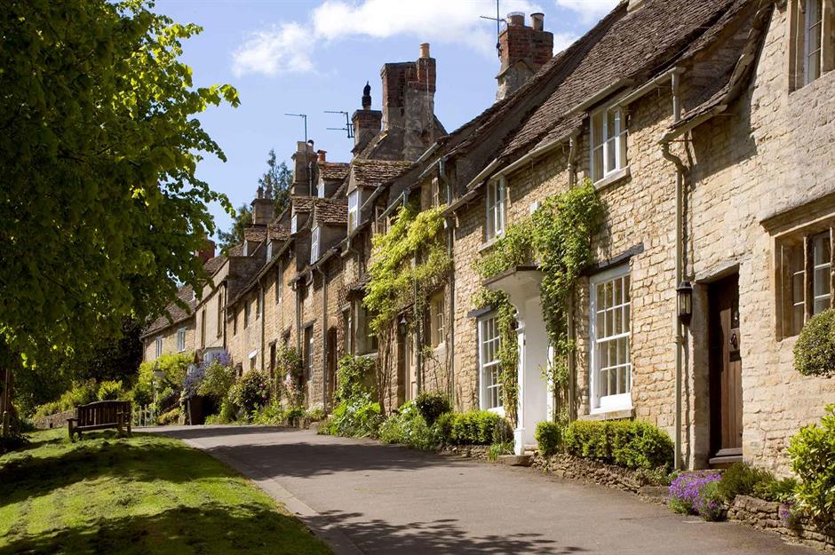 The UK's prettiest small towns and villages revealed | loveexploring.com