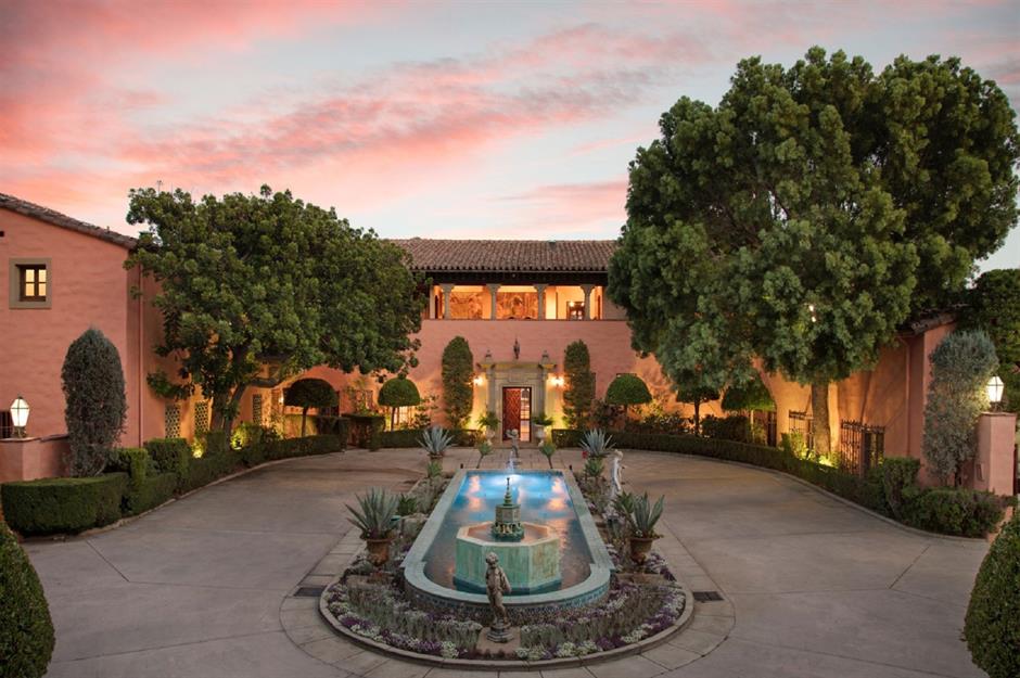 Inside Beyoncé and Jay-Z's beautiful houses