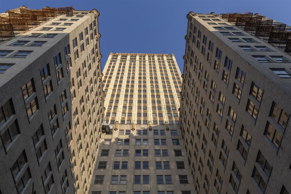 100 North Main - Abandoned Skyscraper - Memphis, TN - The Art of