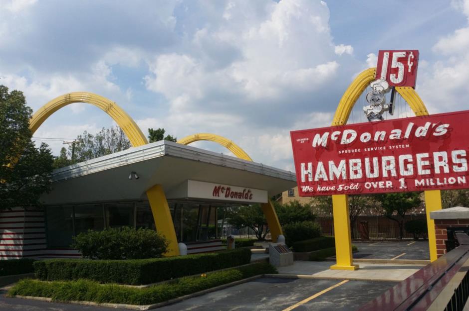 McDonald's incredible transformation from 1940 to today | lovefood.com