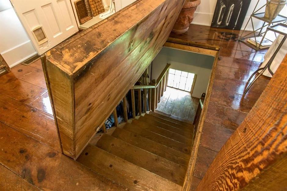 32 Curious Homes With Secret Rooms Hidden Inside