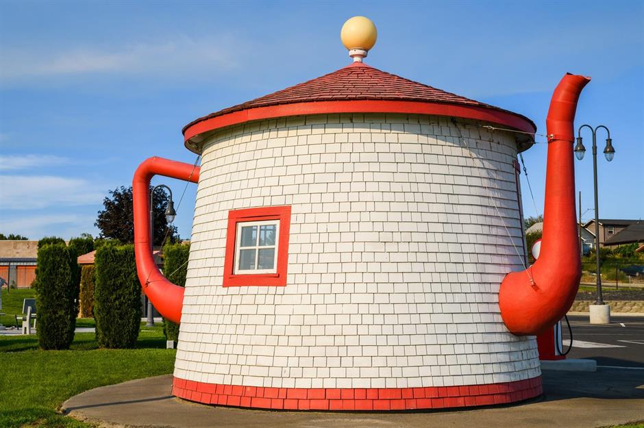 Brilliant and bizarre architectural doppelgangers