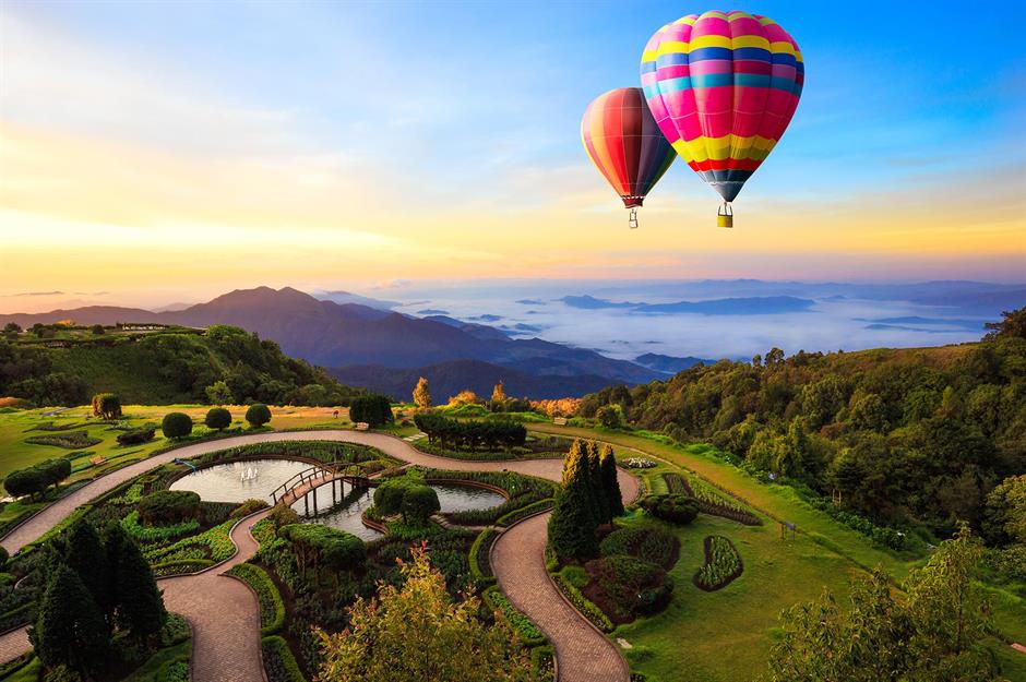 places to go on a hot air balloon ride