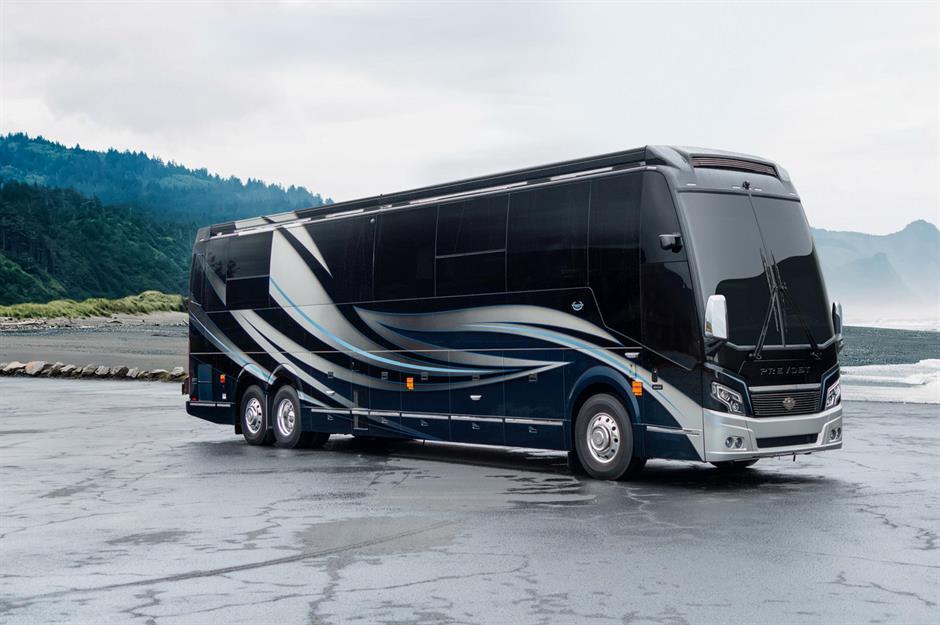 These luxurious motorhomes rule the highways
