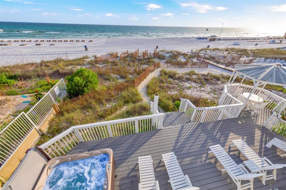 4. Sandy Feet Retreat, Panama City Beach, Florida
