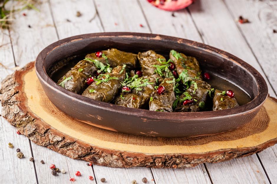 Stuffed vine leaves: Armenia vs. Azerbaijan