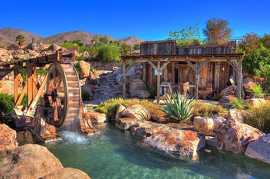 Incredible Houses With Rivers Running Through Them Lovemoney