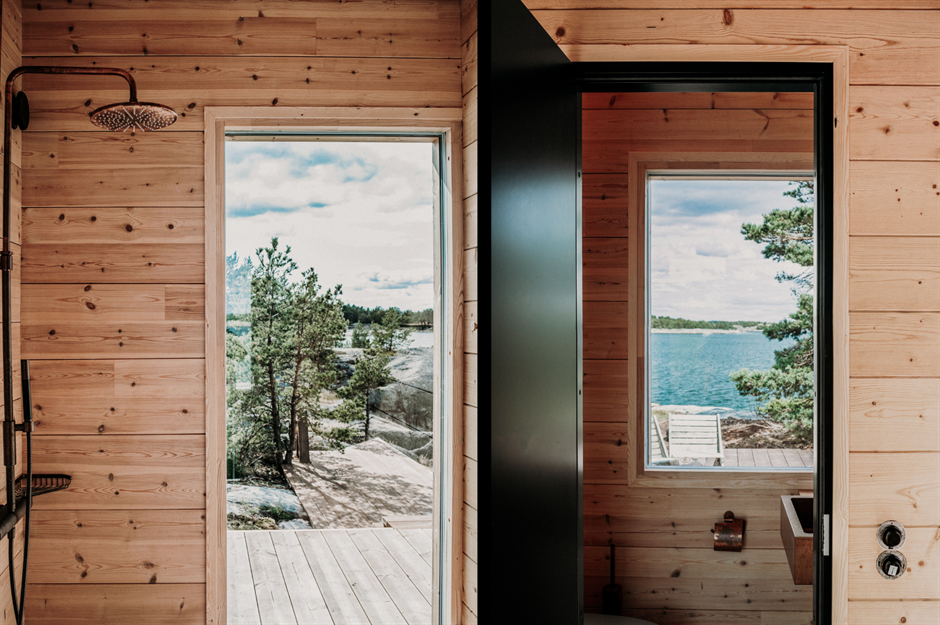 Indoor-outdoor connection