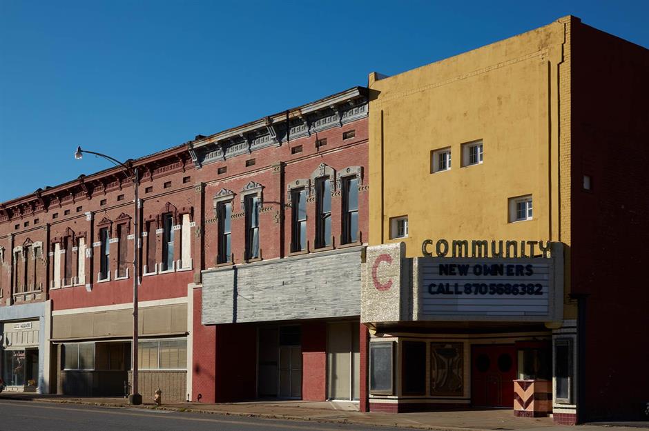 Cities with shrinking populations