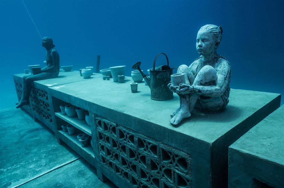 9 Fascinating Underwater Statues to See