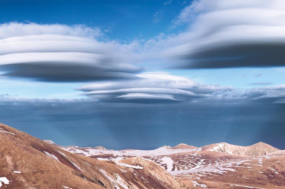 Lenticular clouds, Lake Isabella, California, USA