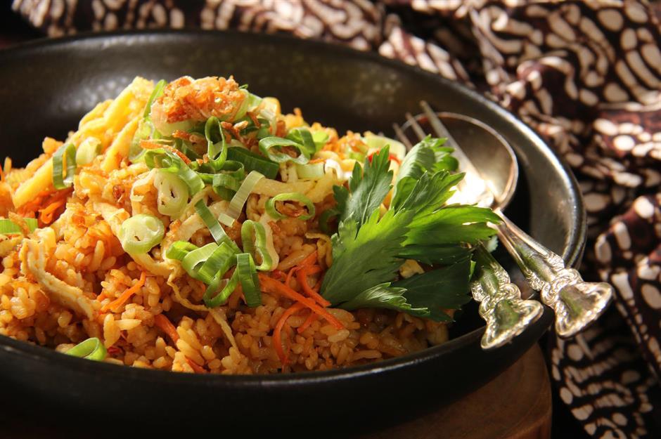 Under 20 minutes: fragrant Indonesian fried rice