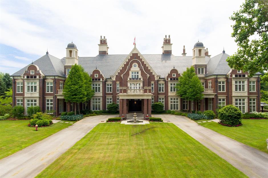 Amazing Canadian castles and fairytale homes for sale