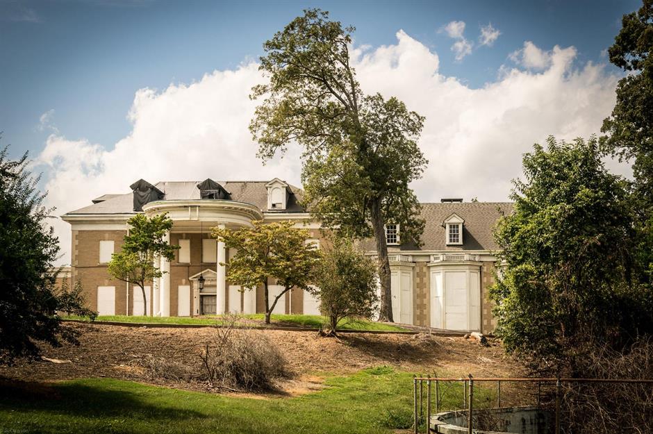 Discover the secrets of Briarcliff, the CocaCola heir’s abandoned