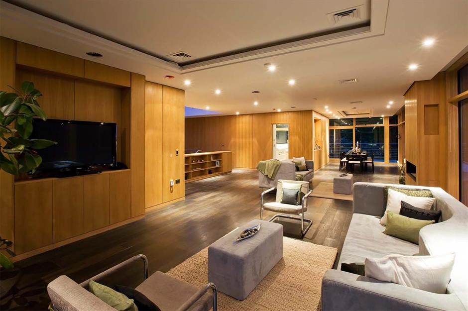 Luxurious safe houses for mega-rich preppers