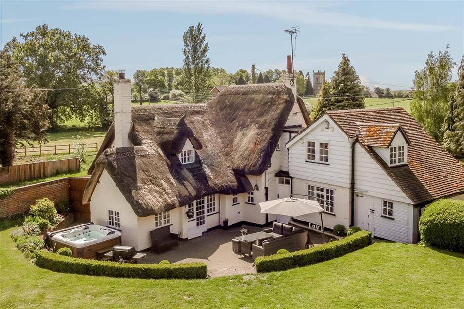 Magical Thatched Homes That Are Beautiful Inside And Out