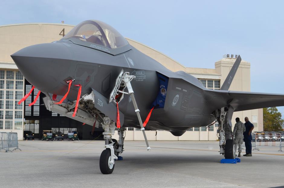 The US Air Force has a total of 13,762 state-of-the-art aircraft