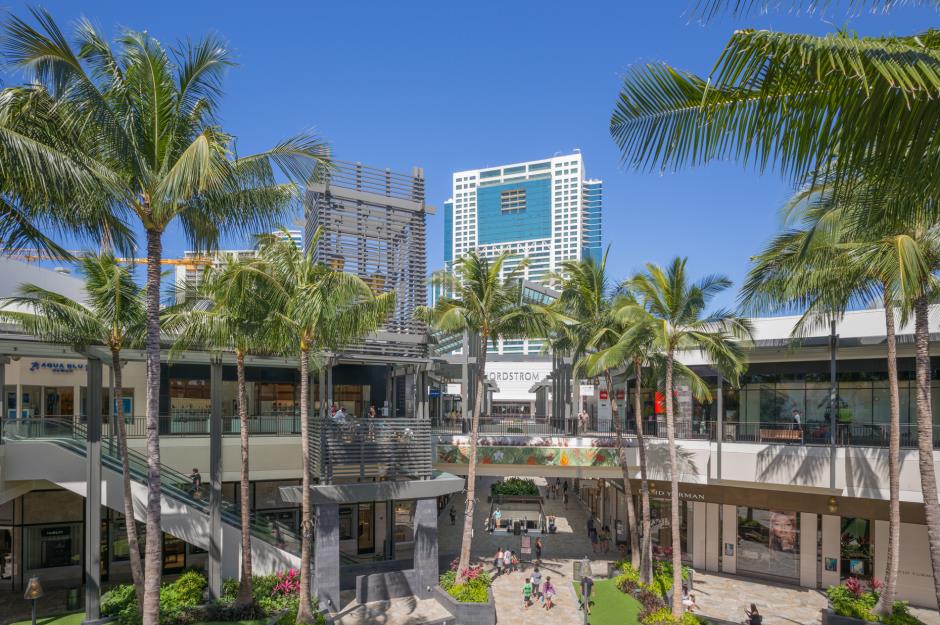 The Ala Moana Shopping Center, Honolulu, Hawaii: $220 million (£180m)