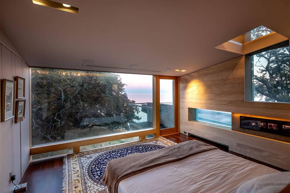 Modern house, British Columbia, Canada: £7.6 million ($9.6m) 