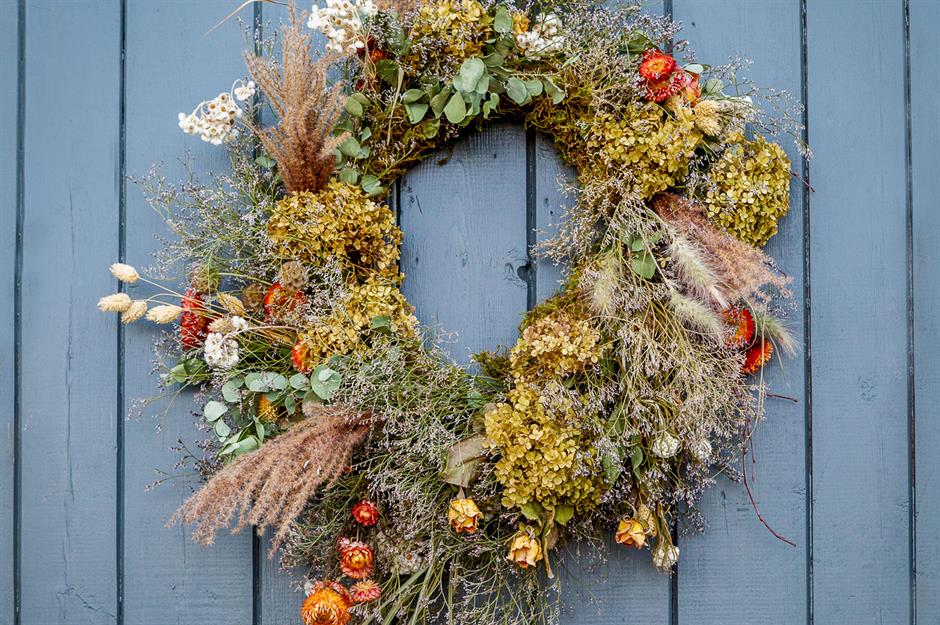 13 Decorative Autumnal Orange & Green Floral Hanging Door Wreath D32cm