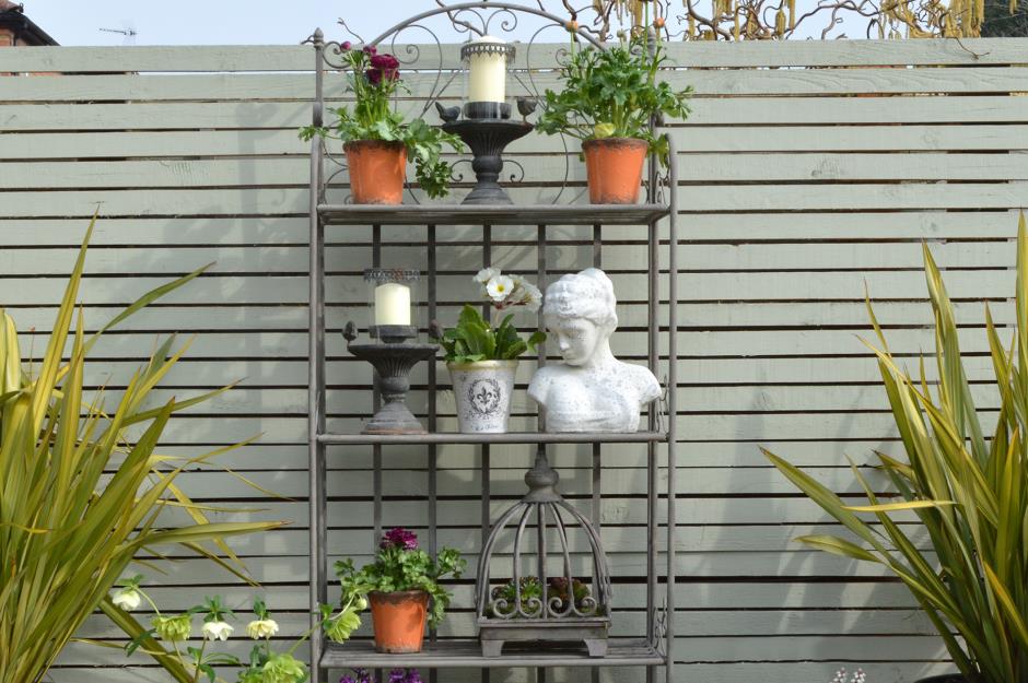 30 stylish but simple small garden ideas | loveproperty.com