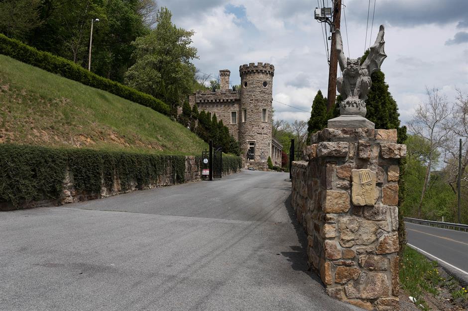 Berkeley Springs Castle, Berkeley Springs, West Virginia